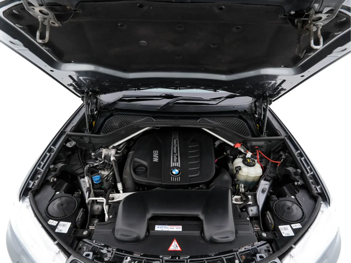 xDrive40d *Right-Hand-Drive* M-Sport-Styling High Executive [ 7-Pers. ] Aut. *LEATHER | XENON | MEMORY-PACK | HEATED-SPORTSEATS | NAVI-FULLMAP | SHIFTPADDLES | PRIVACYGLASS | ECC | TOWBAR | 