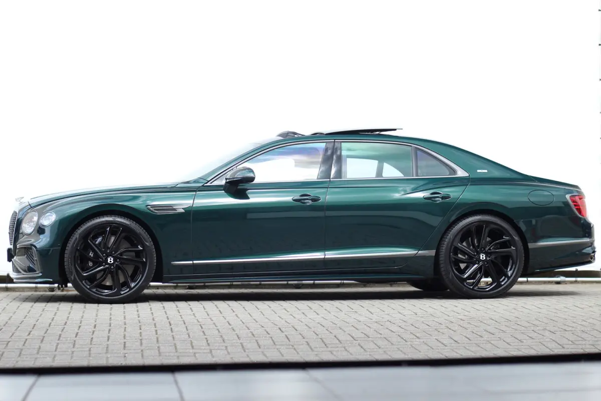 4.0 V8 Hybrid Speed | Touring | Rotating | Naim | Panoramadak