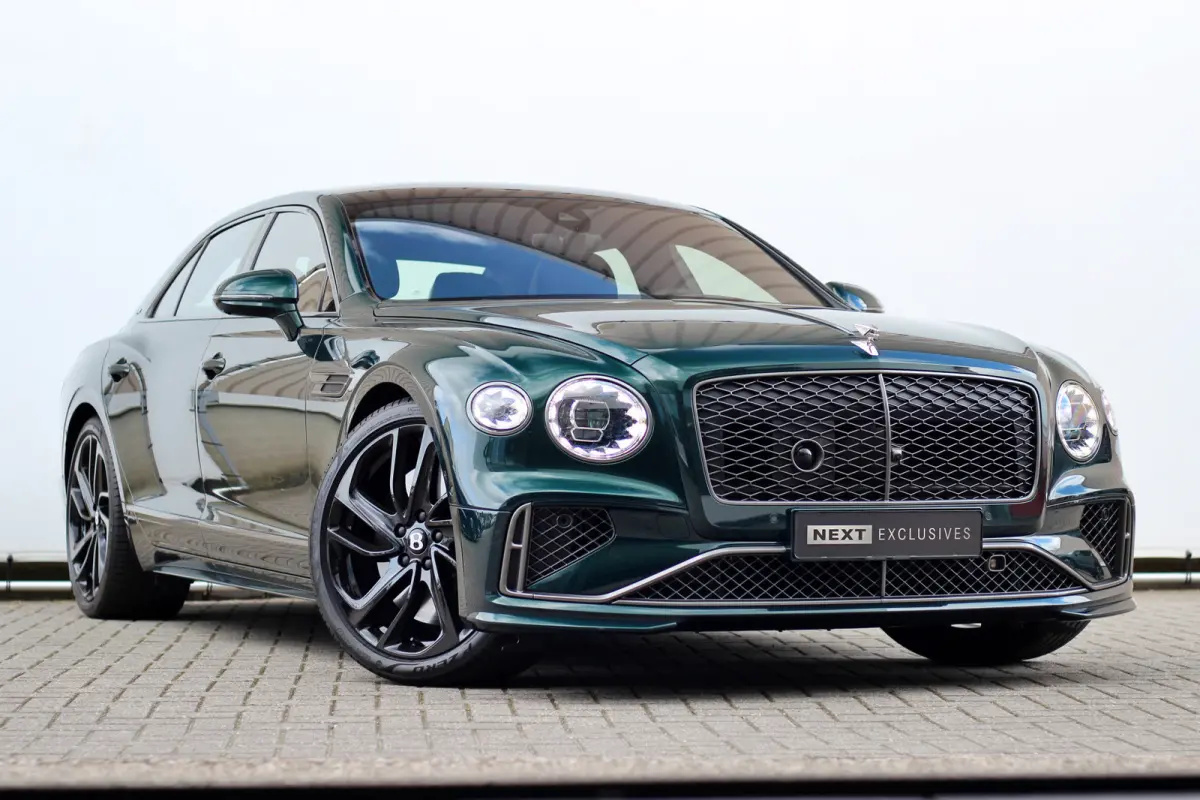 4.0 V8 Hybrid Speed | Touring | Rotating | Naim | Panoramadak