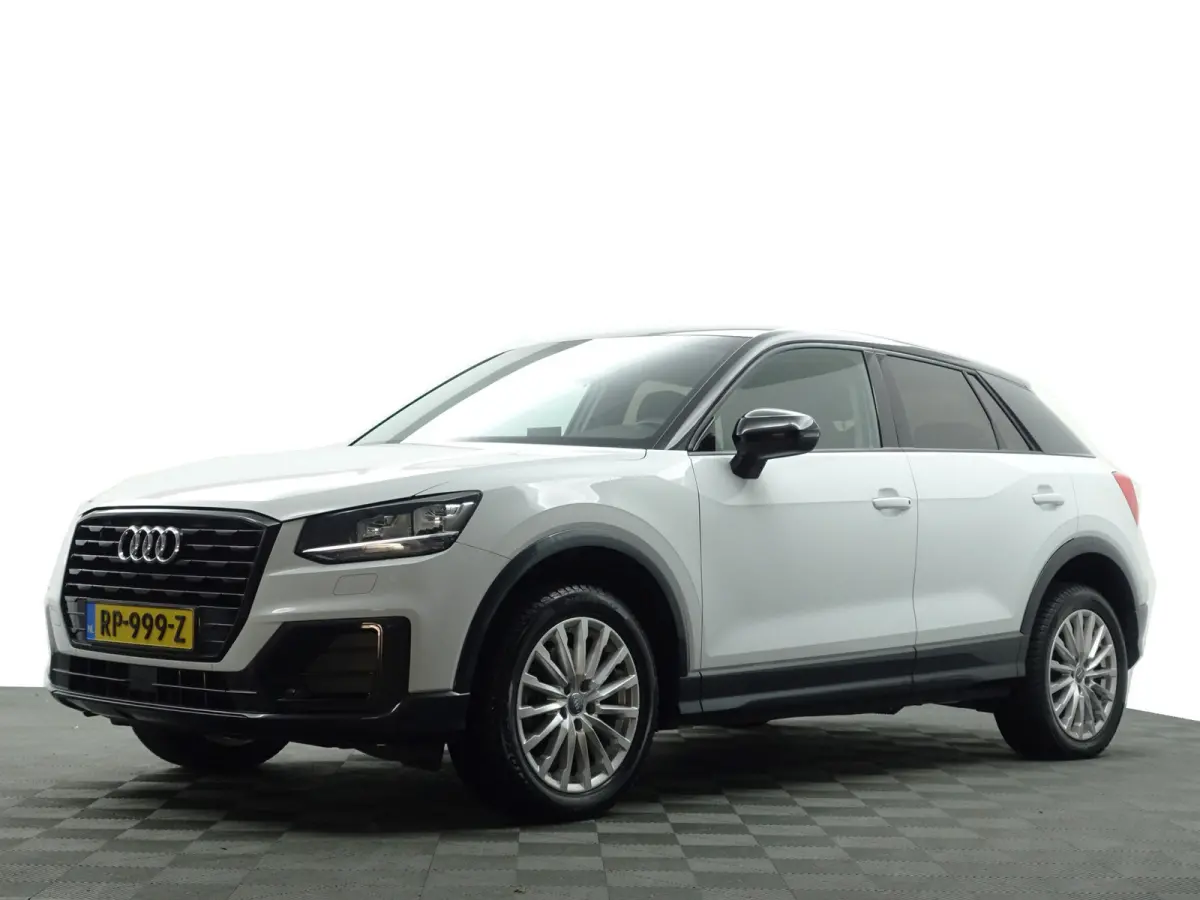 1.0 TFSI S-line Aut- Two Tone, Navigatie, Park Assist, Led, Cruise, Trekhaak