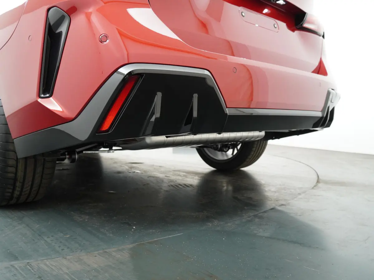 220 | M Sportpakket Pro | Innovation Package | Head-up Display | Comfort Access