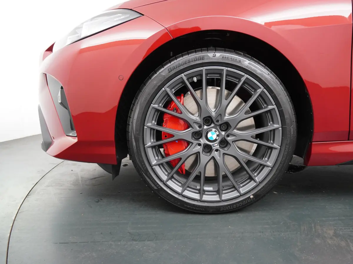 220 | M Sportpakket Pro | Innovation Package | Head-up Display | Comfort Access