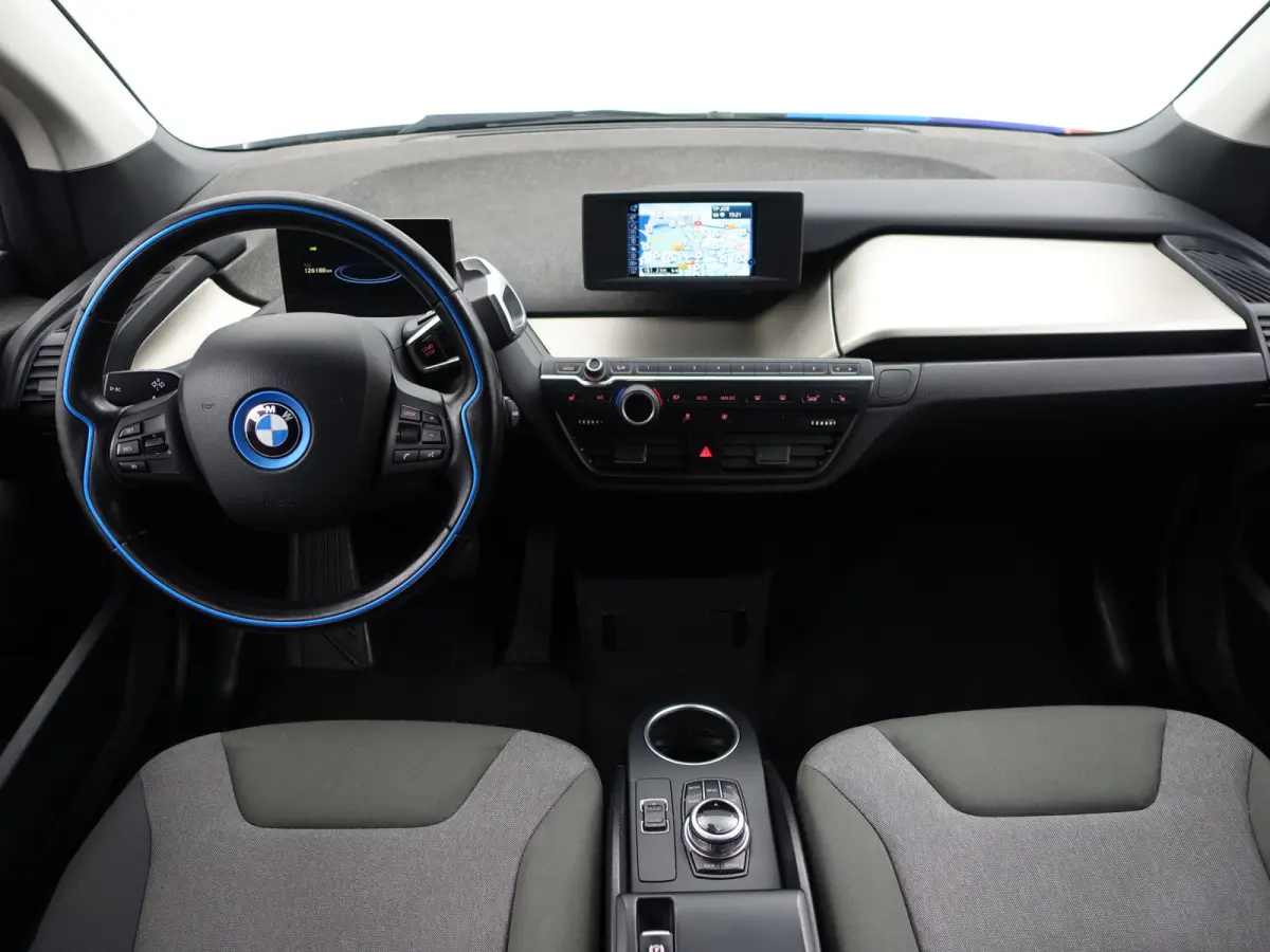 High Voltage Edition 94Ah 33 kWh- Xenon Led, Park Assist, Stoelverwarming, Navigatie, Cruise, Privacy Glass