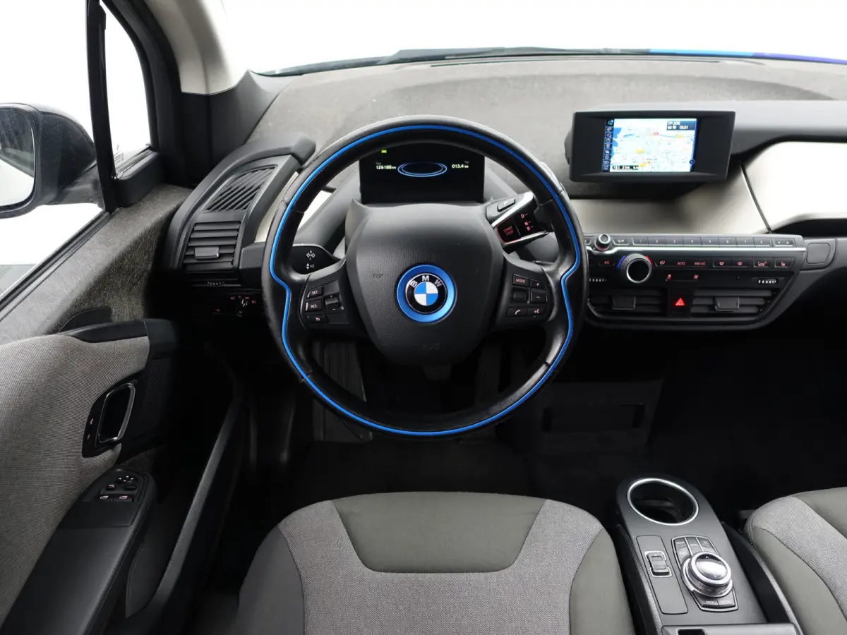 High Voltage Edition 94Ah 33 kWh- Xenon Led, Park Assist, Stoelverwarming, Navigatie, Cruise, Privacy Glass