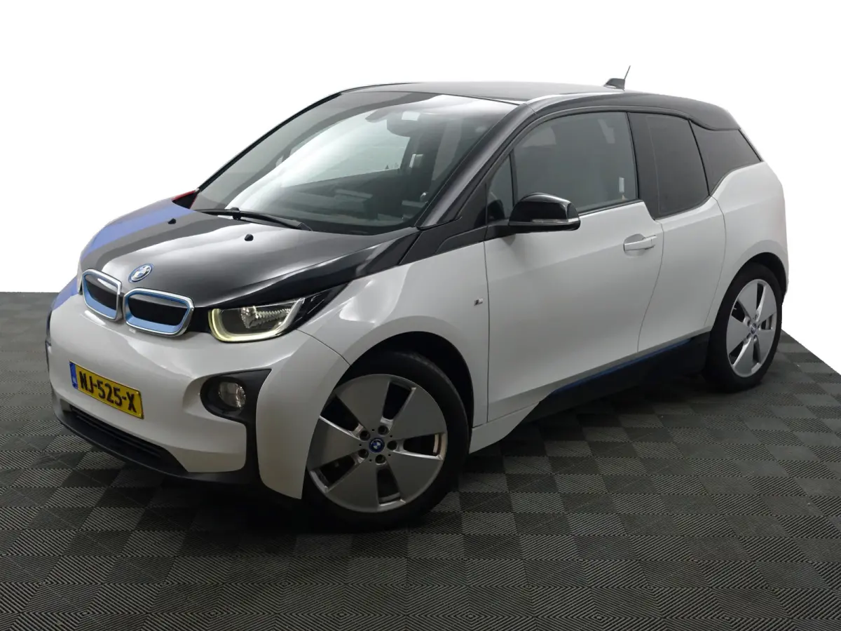 High Voltage Edition 94Ah 33 kWh- Xenon Led, Park Assist, Stoelverwarming, Navigatie, Cruise, Privacy Glass