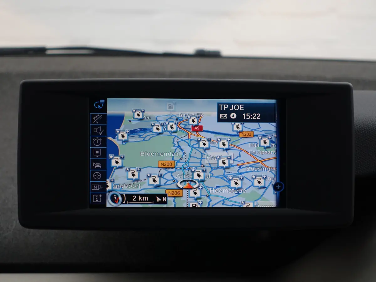 High Voltage Edition 94Ah 33 kWh- Xenon Led, Park Assist, Stoelverwarming, Navigatie, Cruise, Privacy Glass