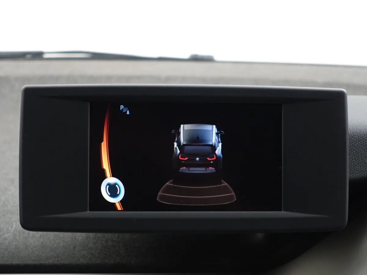 High Voltage Edition 94Ah 33 kWh- Xenon Led, Park Assist, Stoelverwarming, Navigatie, Cruise, Privacy Glass