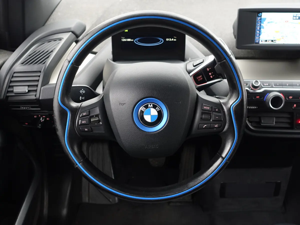 High Voltage Edition 94Ah 33 kWh- Xenon Led, Park Assist, Stoelverwarming, Navigatie, Cruise, Privacy Glass