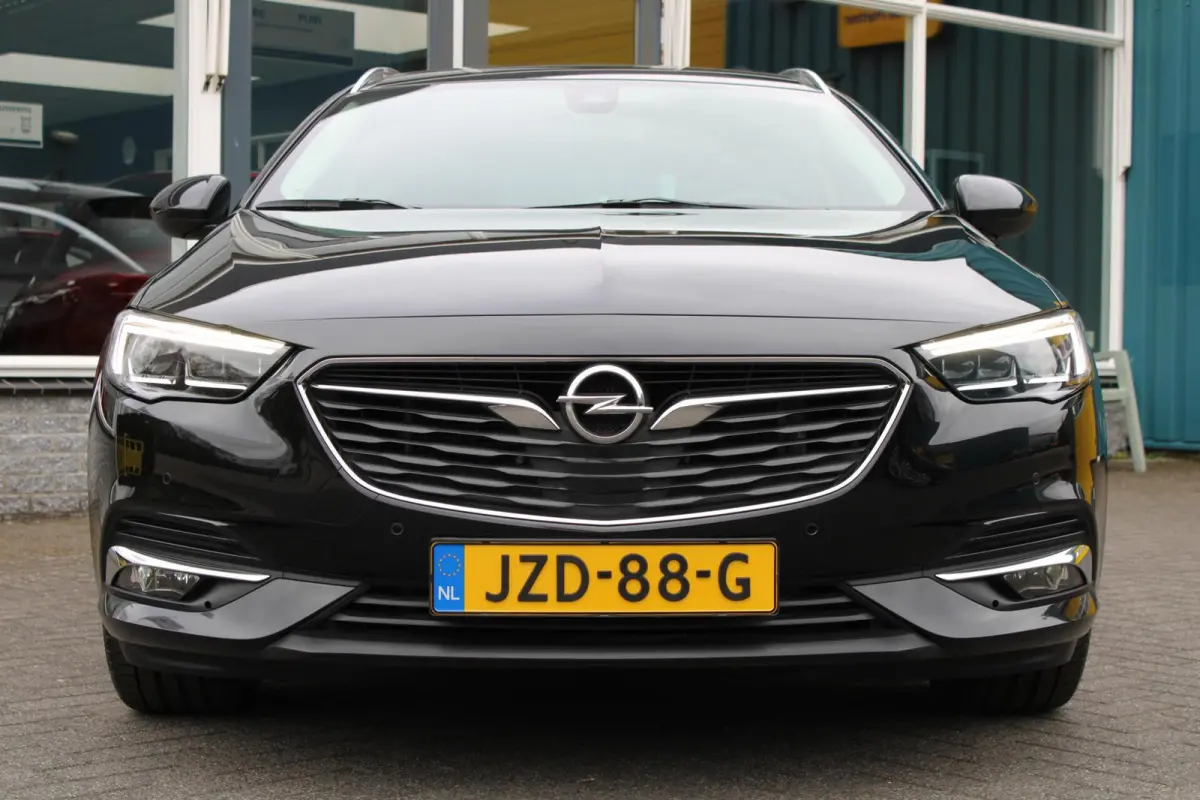 1.6 Turbo 200PK Business Executive|AGR stoelen|Stuur/stoel verwarming|NavI|carplay|DAB
