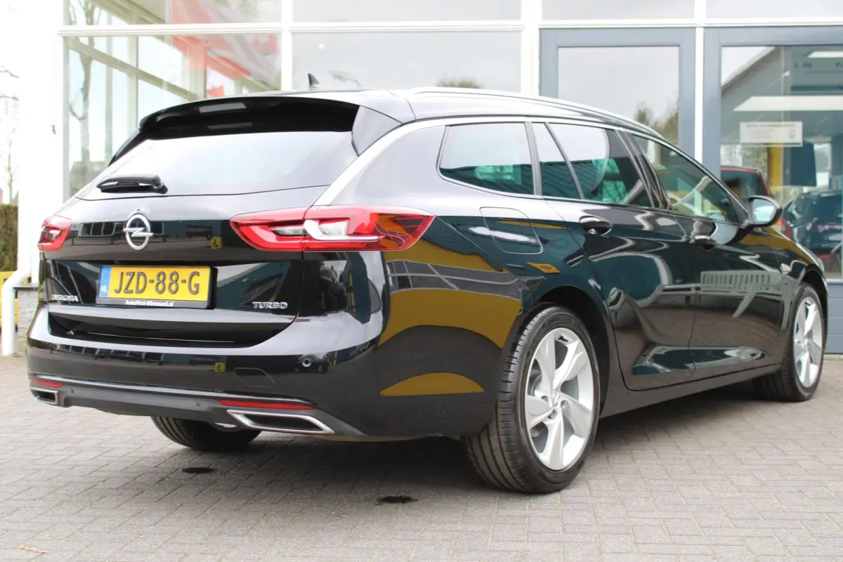 1.6 Turbo 200PK Business Executive|AGR stoelen|Stuur/stoel verwarming|NavI|carplay|DAB