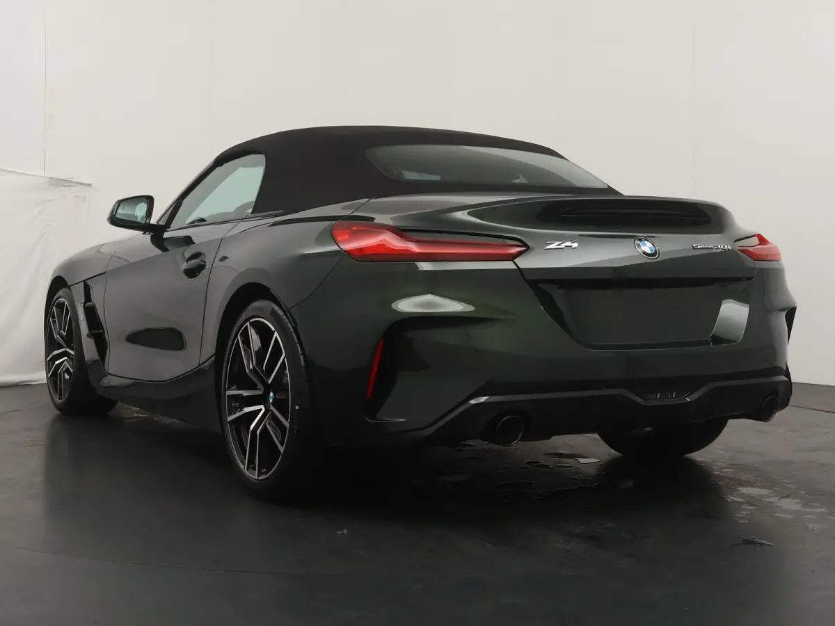 sDrive30i M-Sportpakket | Elektrisch Bedienbare Stoelen | Harman Kardon | Adaptive Cruise | 19''