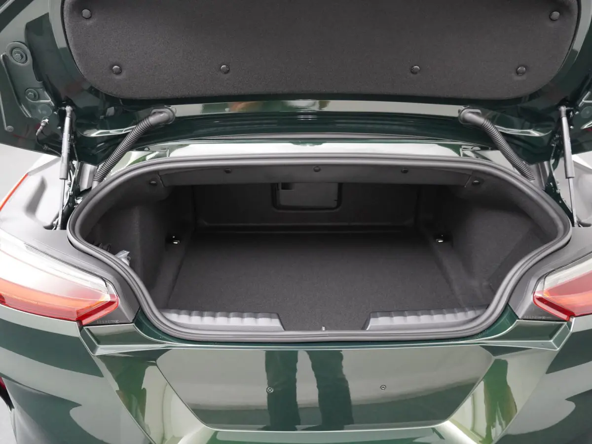 sDrive30i M-Sportpakket | Elektrisch Bedienbare Stoelen | Harman Kardon | Adaptive Cruise | 19''
