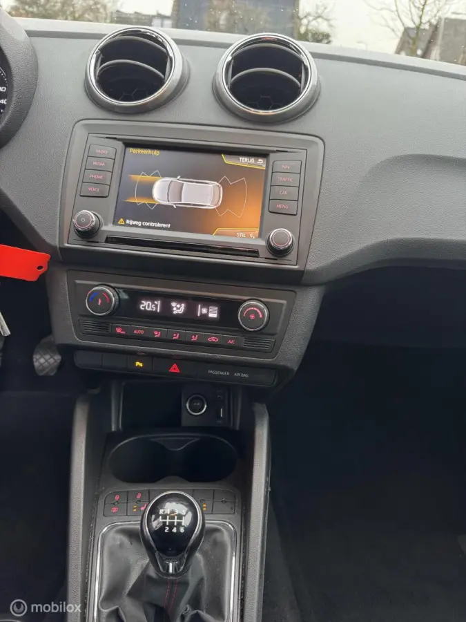 1.0 EcoTSI FR 2017/PANO/CARPLAY/6BAK/110PK/PDC