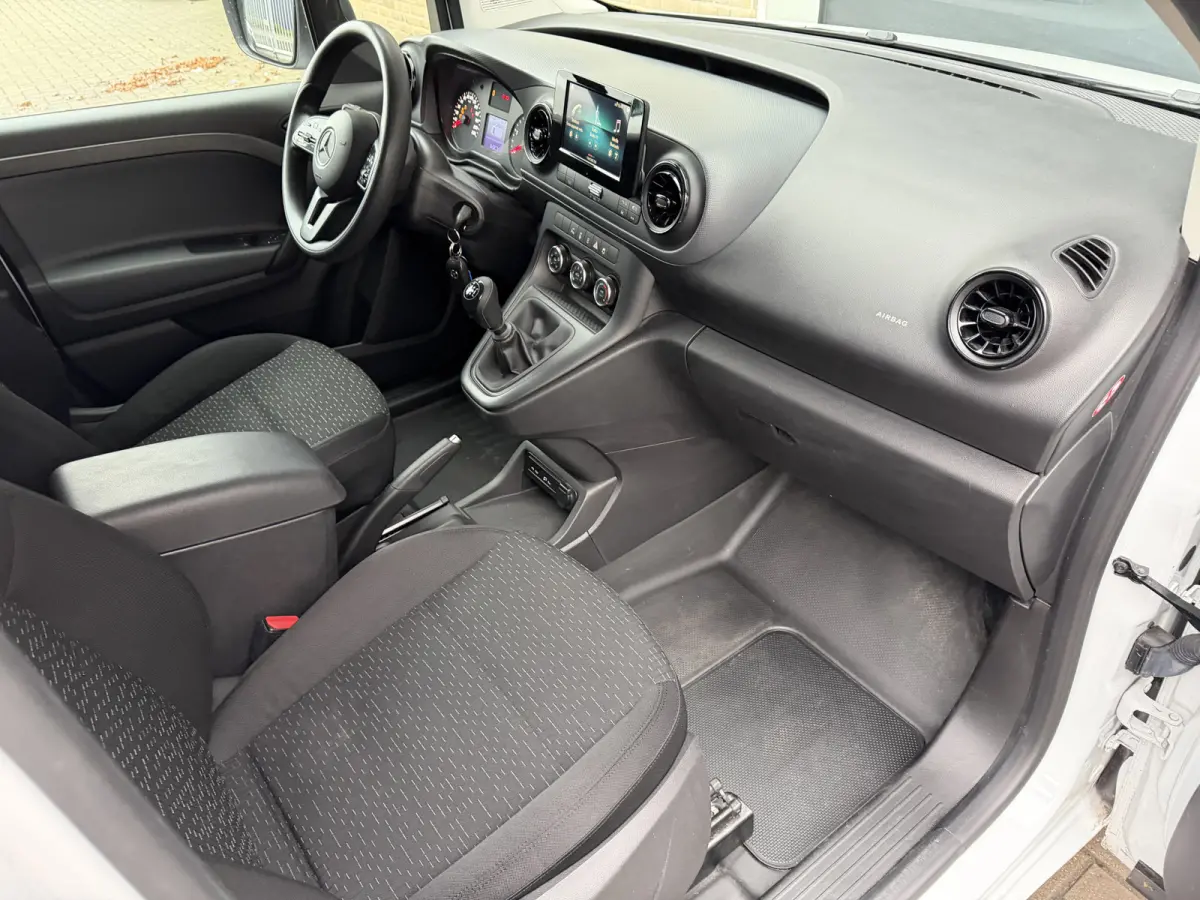 108 CDI Euro 6 L1 Pro CarPlay/cruise control/pdc
