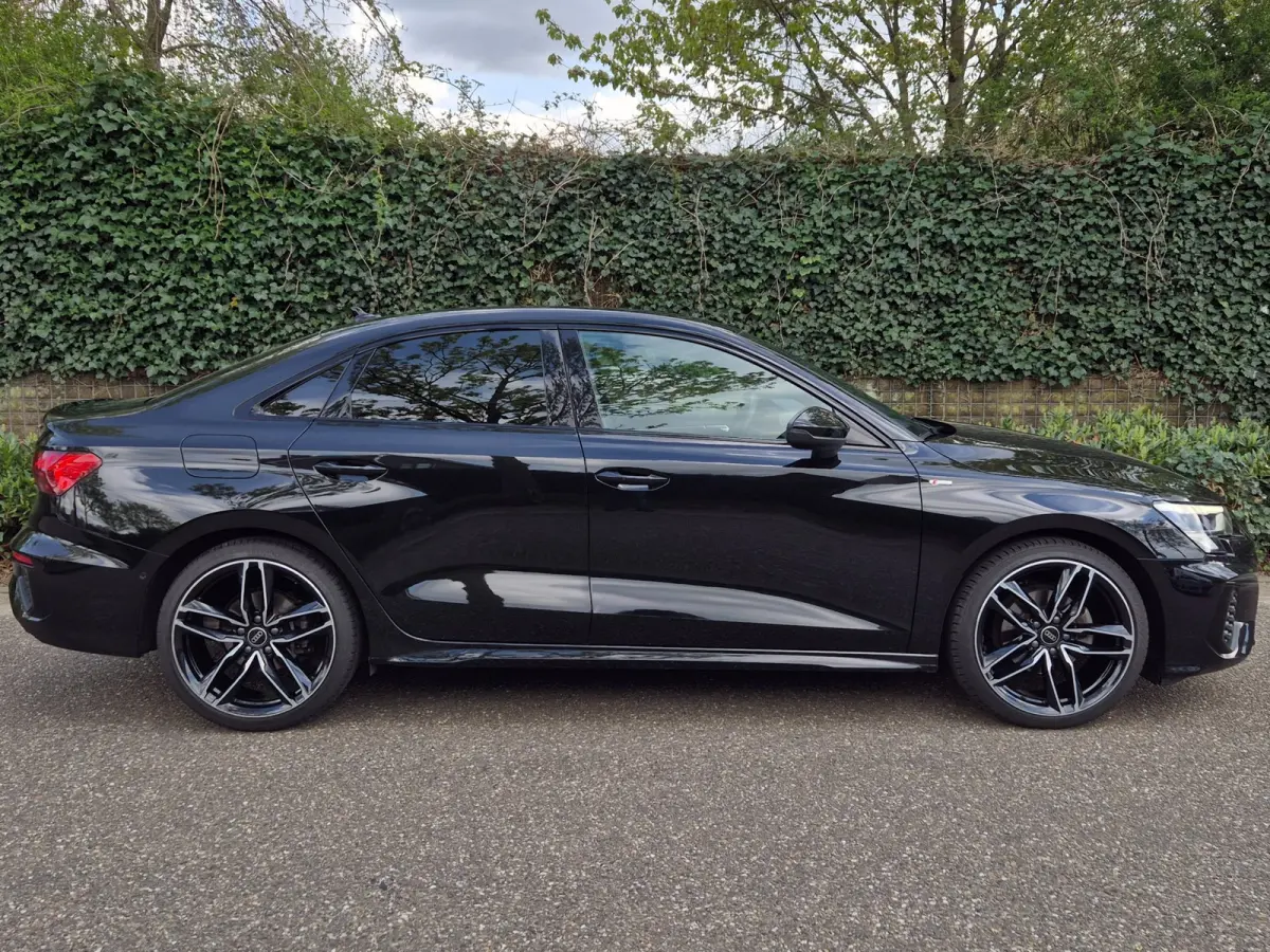 35 TFSI S line Edition NL NAP CarPlay Auto virtual dash 35 TFSI S edition