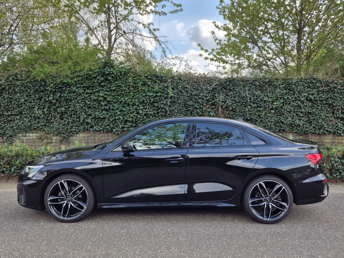 35 TFSI S line Edition NL NAP CarPlay Auto virtual dash 35 TFSI S edition