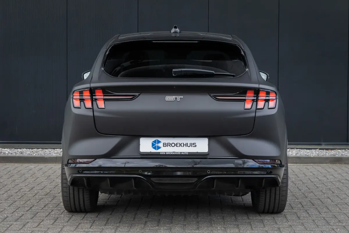 GT Extended AWD 98 kWh | MAT ZWART | 22 INCH | PREMIUM | PANORAMADAK