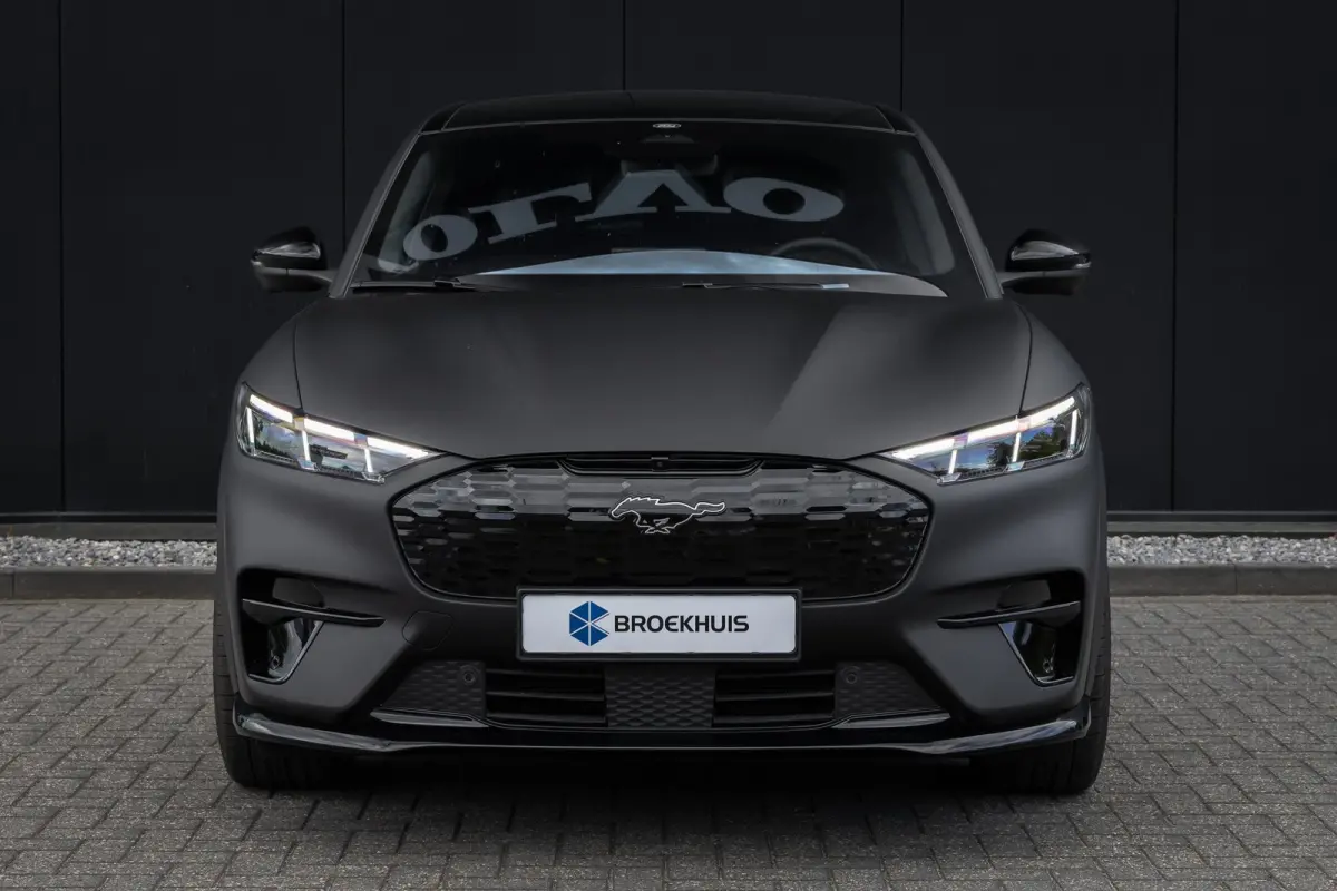 GT Extended AWD 98 kWh | MAT ZWART | 22 INCH | PREMIUM | PANORAMADAK
