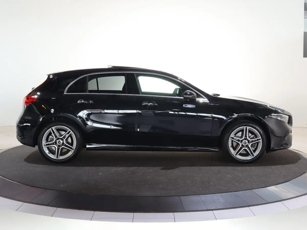 250 e Business Solution AMG | Panoramaschuifdak | Stoelverwarming | Achteruitrijcamera |  MULTIBEAM LED |
