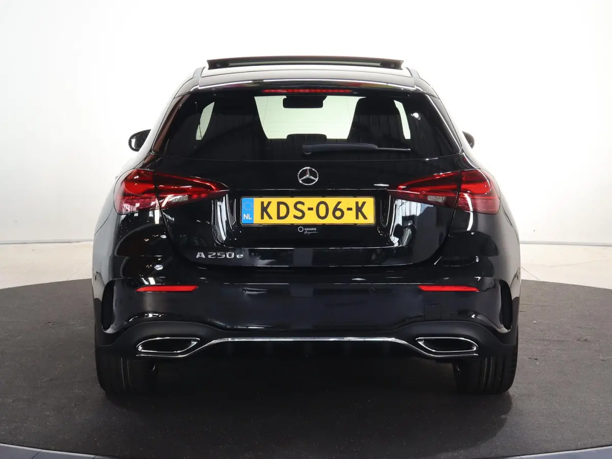 250 e Business Solution AMG | Panoramaschuifdak | Stoelverwarming | Achteruitrijcamera |  MULTIBEAM LED |