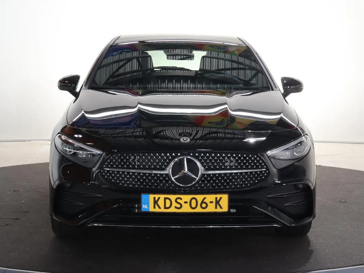 250 e Business Solution AMG | Panoramaschuifdak | Stoelverwarming | Achteruitrijcamera |  MULTIBEAM LED |