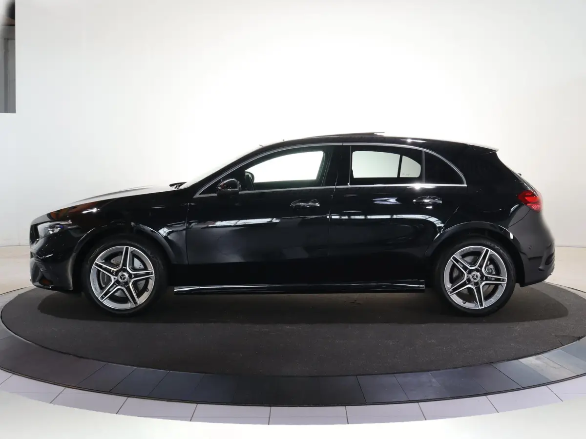 250 e Business Solution AMG | Panoramaschuifdak | Stoelverwarming | Achteruitrijcamera |  MULTIBEAM LED |
