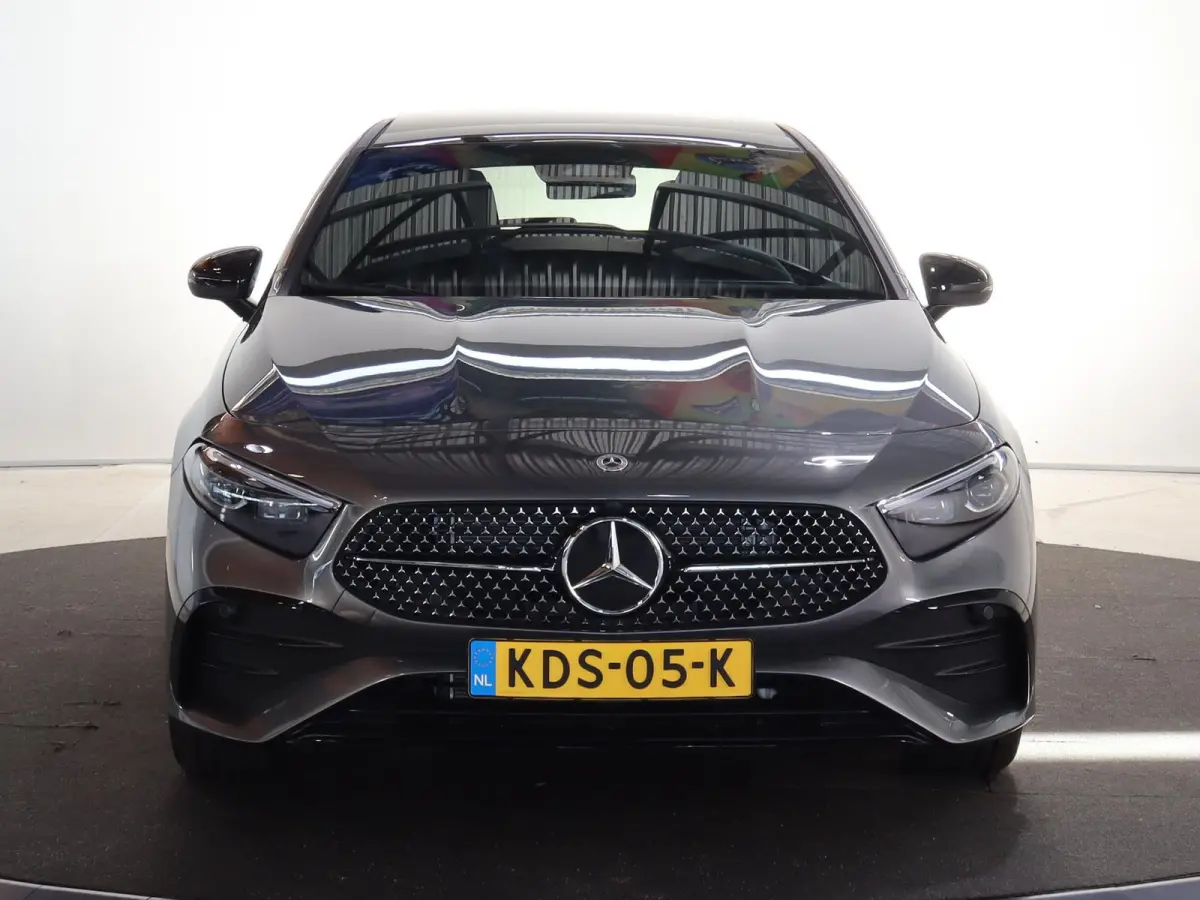 250e Business Solution AMG | Panoramaschuifdak | Stoelverwarming | Achteruitrijcamera |  MULTIBEAM LED | Nightpakket |
