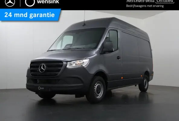 315 CDI | L2 H2 | RWD | Aut. | PRO | BPM VRIJ! | ACHTERUITRIJCAMERA | 3500 KG AHW | DODEHOEKASSISTENT | AIRCO | CRUISE | CARPLAY | ANDROID AUTO | METALLIC | 3-ZITS | MBUX SYSTEEM GROOT | CER