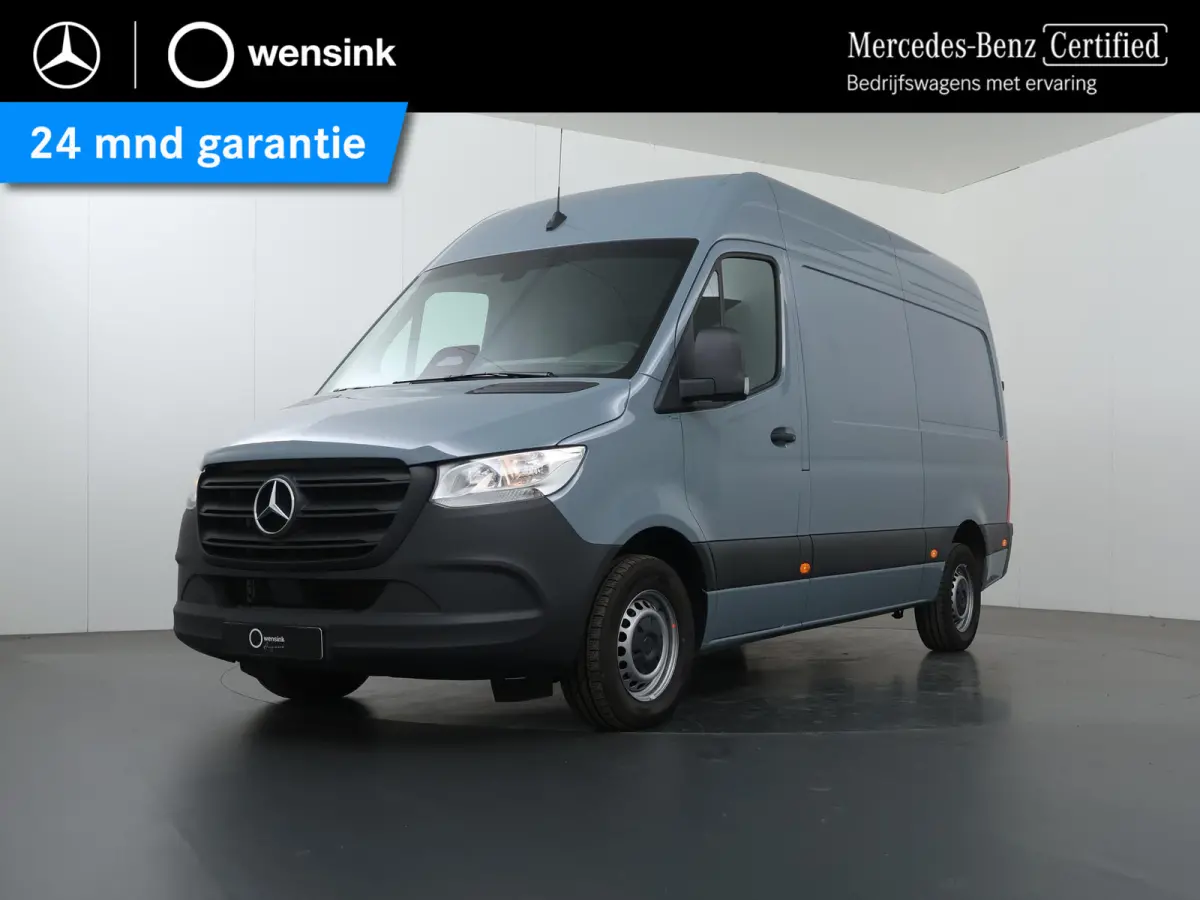 317 CDI | Aut. | L2 H2 | Pro | | Achteruitrijcamera | Verwarmde Comfortstoel Bestuurder met Bijrijdersbank | Airco | Apple Carplay/Android Auto | 3500 KG AHW Voorbereiding | Certified |