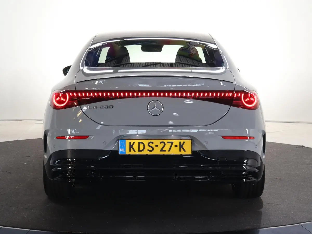 200 Business Solution AMG | Beschikbaar vanaf juli 2026 | Night | AMG-line Plus | | Head-Up | Trekhaak | Matrix Led | Panoramadak  |