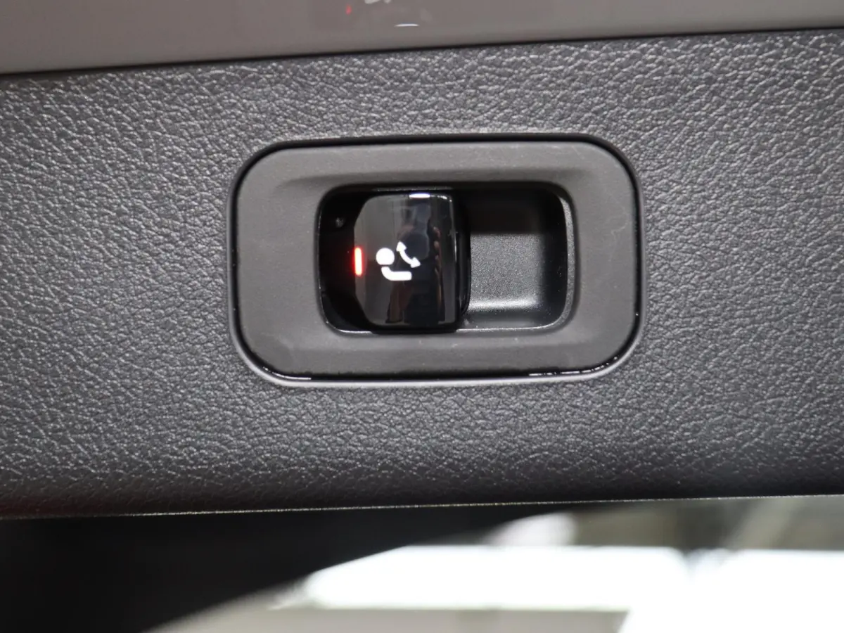 300 de AMG Line | Luchtvering | AMG | Panoramadak | Trekhaak | Burmester | Memory | 20 inch |