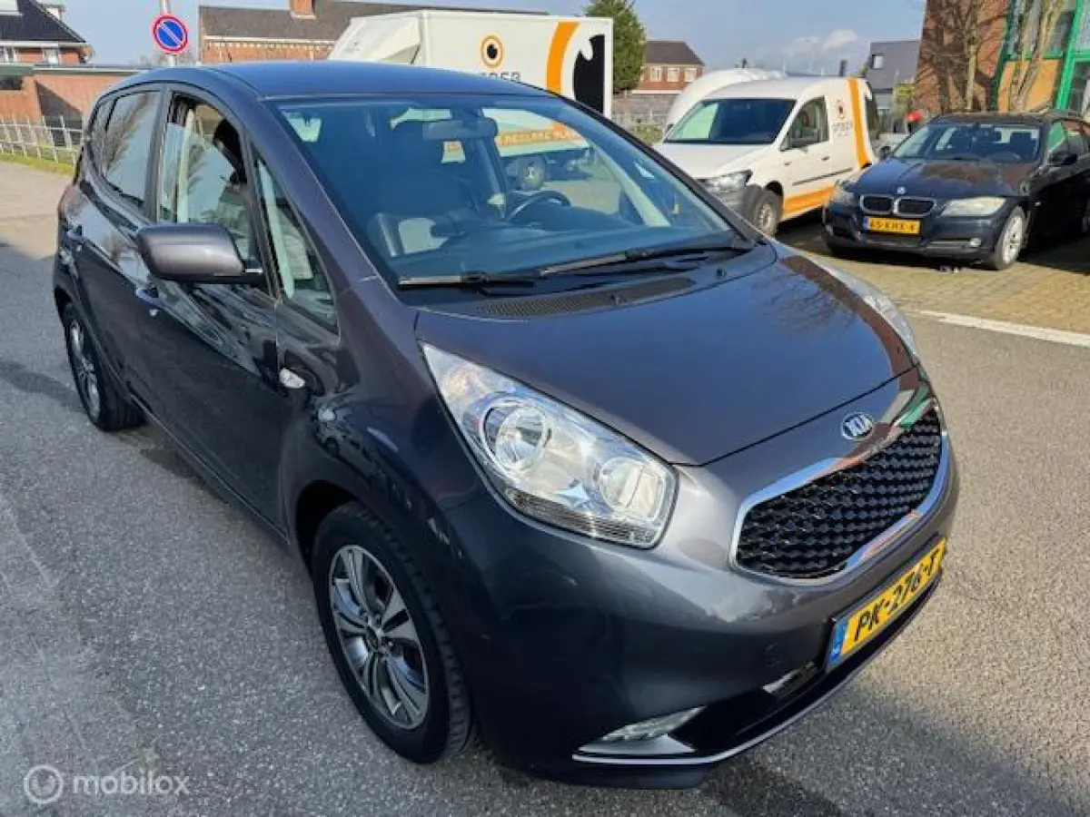 1.4 CVVT DynamicLine PlusLine Hoge instap , Climate & Cruise Controle , Airco , Bluetooth , Navigatie & Camera , Armsteunen aan beide voorstoelen ,