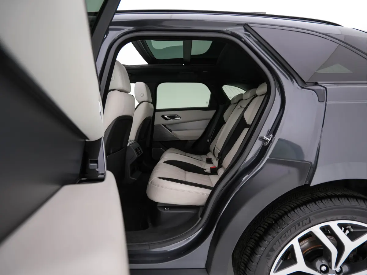 2.0 I4 AWD R-Dynamic HSE Aut. *PANO | LEATHER | FULL-LED | MEMORY-PACK | BLINDSPOT | MERIDIAN-SURROUND | DIGI-COCKPIT | CAMERA | KEYLESS | HEATED-COMFORTSEATS | PRIVACYGLASS | SHIFTPADDLES |