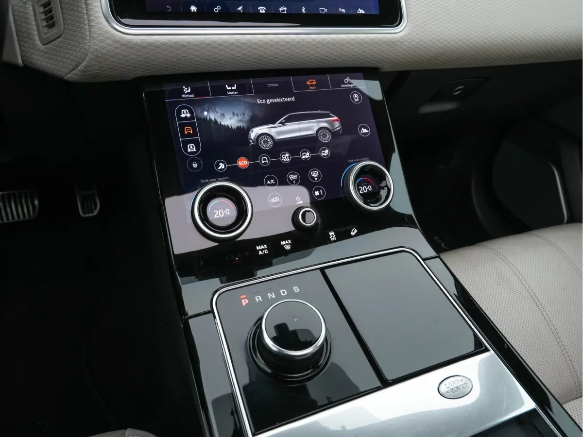 2.0 I4 AWD R-Dynamic HSE Aut. *PANO | LEATHER | FULL-LED | MEMORY-PACK | BLINDSPOT | MERIDIAN-SURROUND | DIGI-COCKPIT | CAMERA | KEYLESS | HEATED-COMFORTSEATS | PRIVACYGLASS | SHIFTPADDLES |