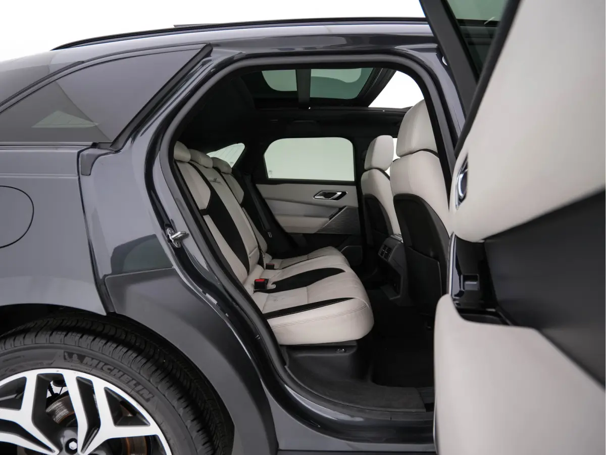 2.0 I4 AWD R-Dynamic HSE Aut. *PANO | LEATHER | FULL-LED | MEMORY-PACK | BLINDSPOT | MERIDIAN-SURROUND | DIGI-COCKPIT | CAMERA | KEYLESS | HEATED-COMFORTSEATS | PRIVACYGLASS | SHIFTPADDLES |