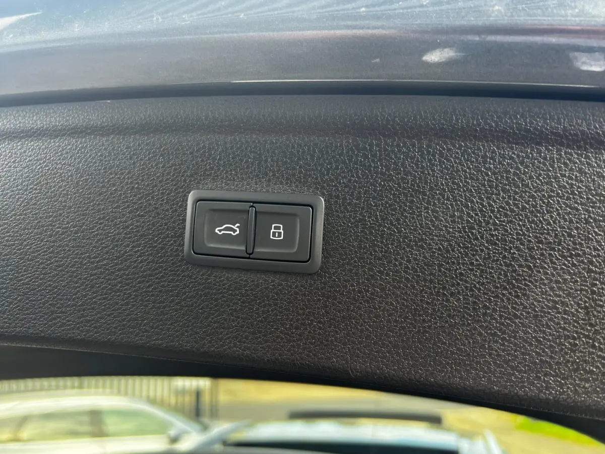 55 TFSI e quattro Competition 367PK SOH-TEST/PANO/V-COCKPIT/DAB/BOSE/CARPLAY///
