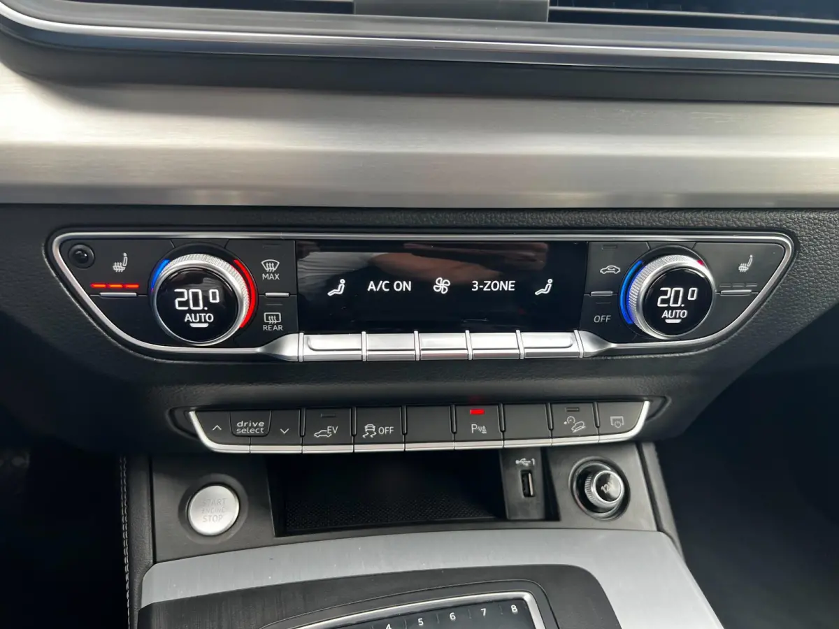 55 TFSI e quattro Competition 367PK SOH-TEST/PANO/V-COCKPIT/DAB/BOSE/CARPLAY///