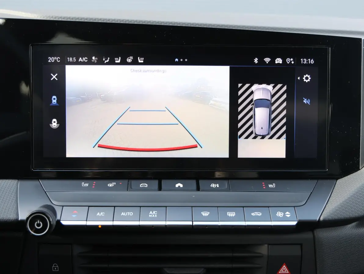 Business Edition 110 pk | Trekhaak | Keyless | Camera | Carplay | Adaptive Cruise Control