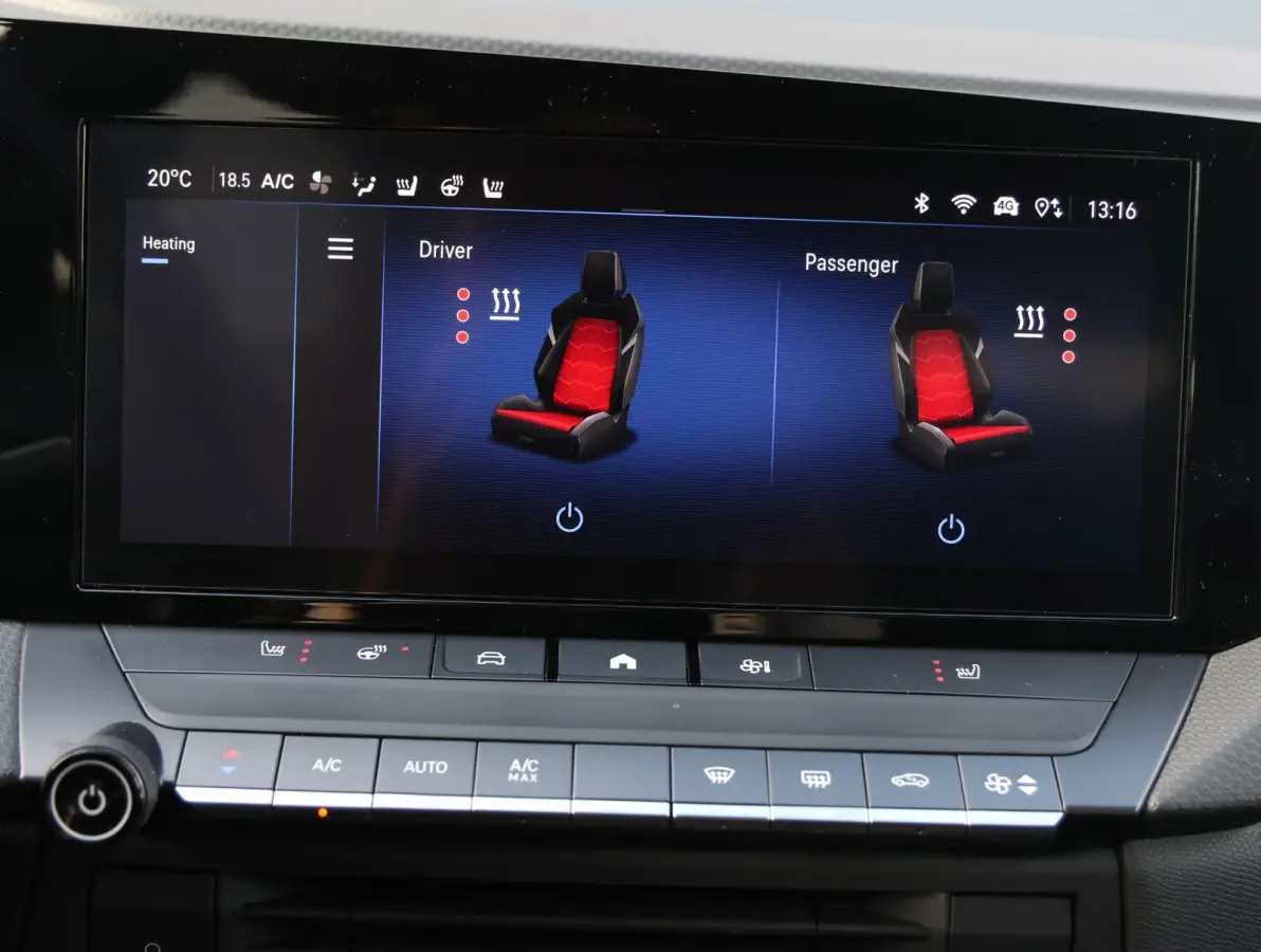 Business Edition 110 pk | Trekhaak | Keyless | Camera | Carplay | Adaptive Cruise Control