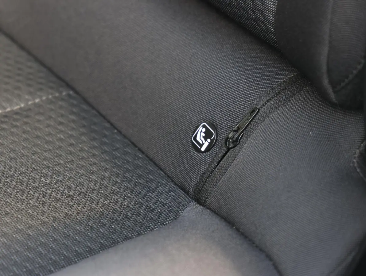 Business Edition 110 pk | Trekhaak | Keyless | Camera | Carplay | Adaptive Cruise Control