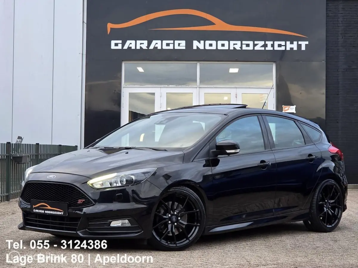2.0 ST-3 250PK SCHUIFDAK|XENON-LED|NAVIGATIE|ECC/AIRCO|LEDER|GETINT GLAS|PDC|19 INCH RS VE