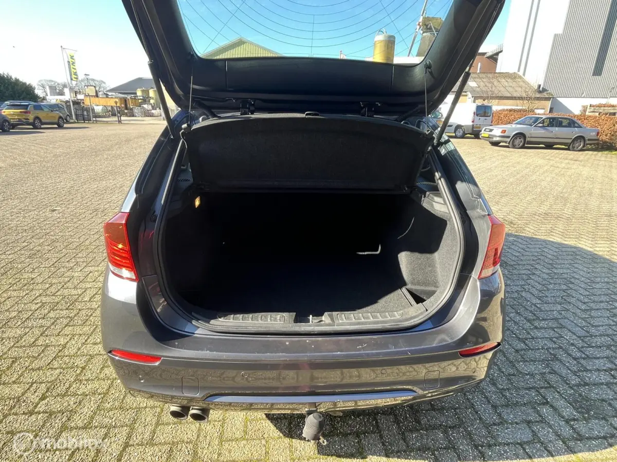sDrive20i High Executive | M Sportpakket, NL-auto
