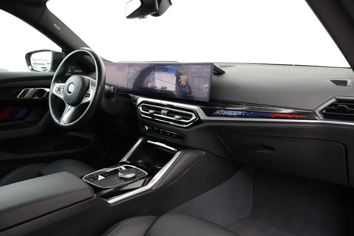 M240i xDrive Coupé / M-Sportpakket Pro / Comfort Access / Parking Assistent Plus / Stoelverwarming / Stuurwiel verwarming / 19'' LM /