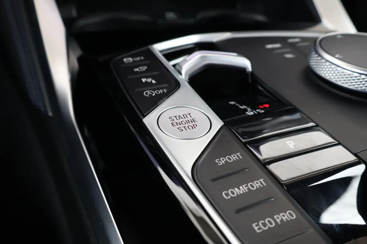 M240i xDrive Coupé / M-Sportpakket Pro / Comfort Access / Parking Assistent Plus / Stoelverwarming / Stuurwiel verwarming / 19'' LM /