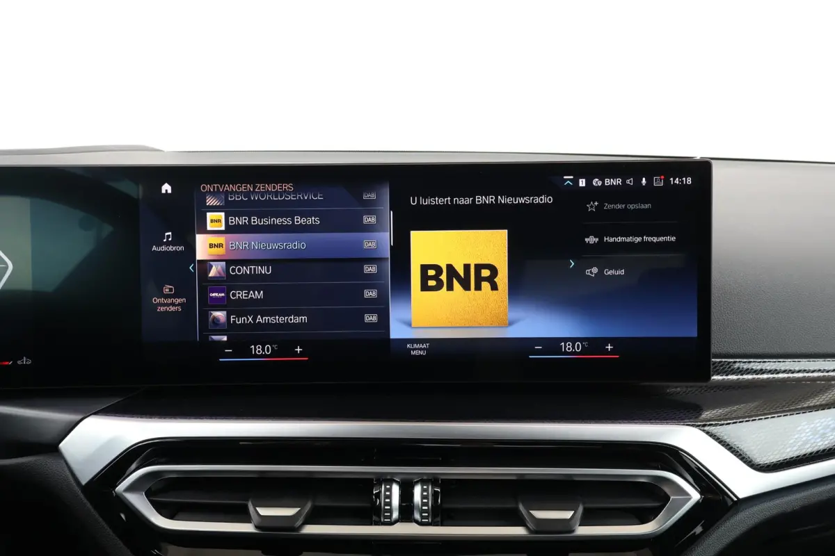 M240i xDrive Coupé / M-Sportpakket Pro / Comfort Access / Parking Assistent Plus / Stoelverwarming / Stuurwiel verwarming / 19'' LM /