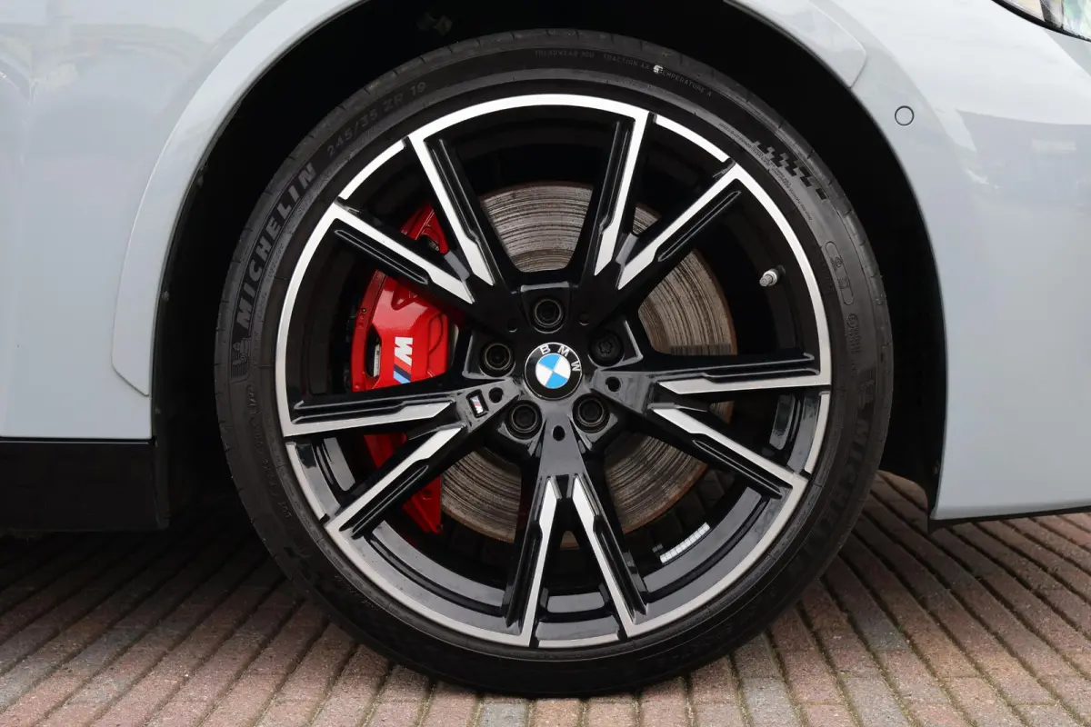 M240i xDrive Coupé / M-Sportpakket Pro / Comfort Access / Parking Assistent Plus / Stoelverwarming / Stuurwiel verwarming / 19'' LM /
