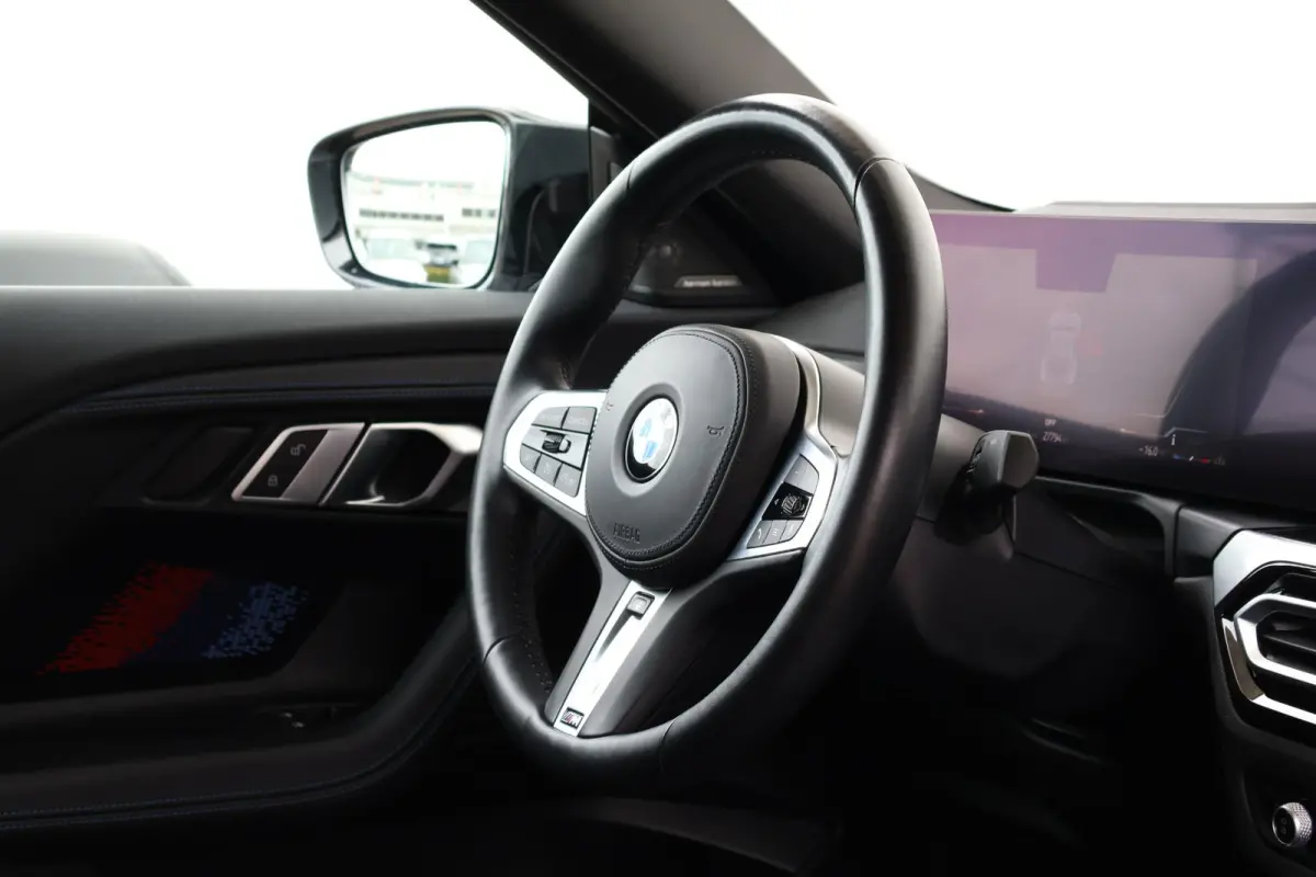 M240i xDrive Coupé / M-Sportpakket Pro / Comfort Access / Parking Assistent Plus / Stoelverwarming / Stuurwiel verwarming / 19'' LM /