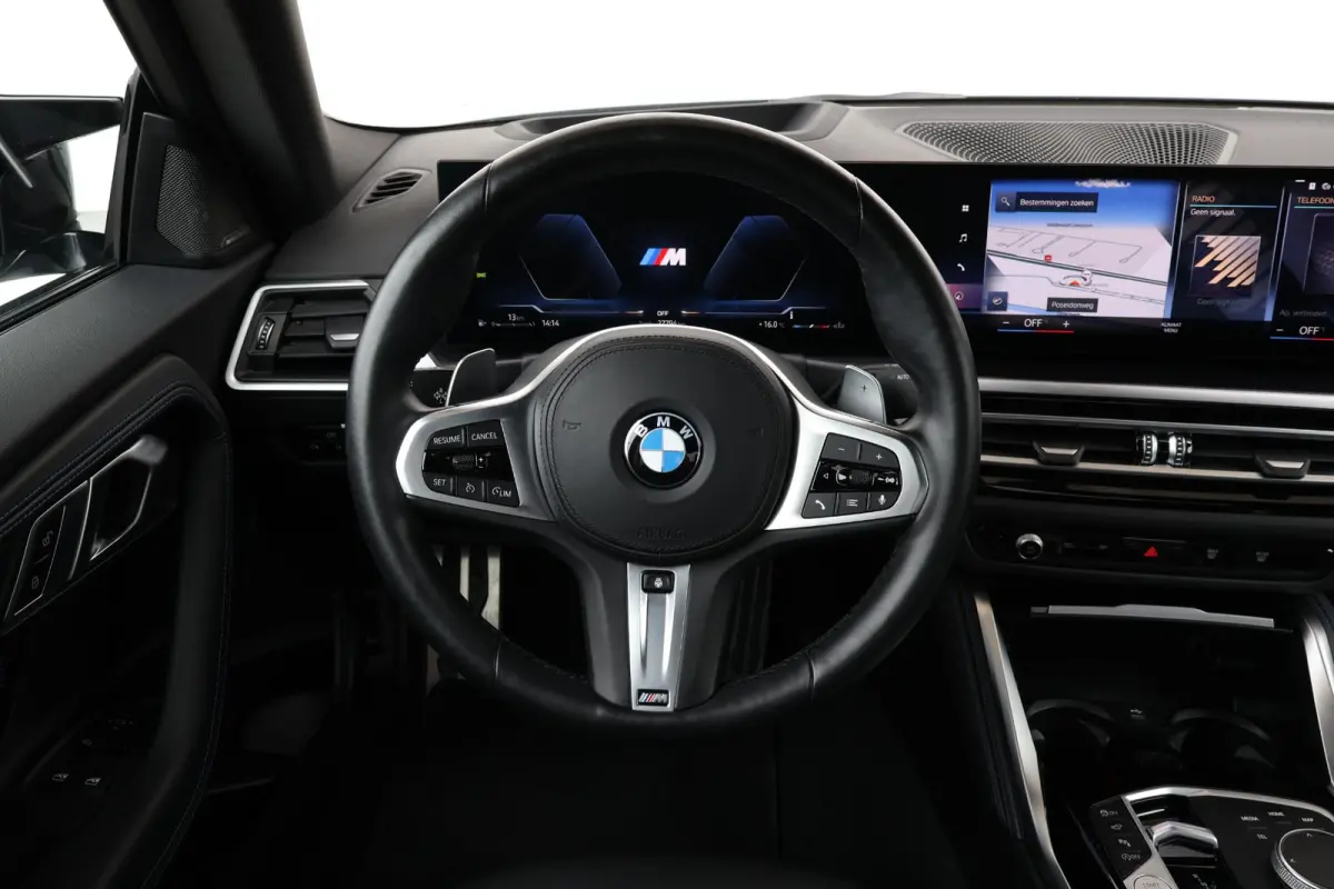 M240i xDrive Coupé / M-Sportpakket Pro / Comfort Access / Parking Assistent Plus / Stoelverwarming / Stuurwiel verwarming / 19'' LM /