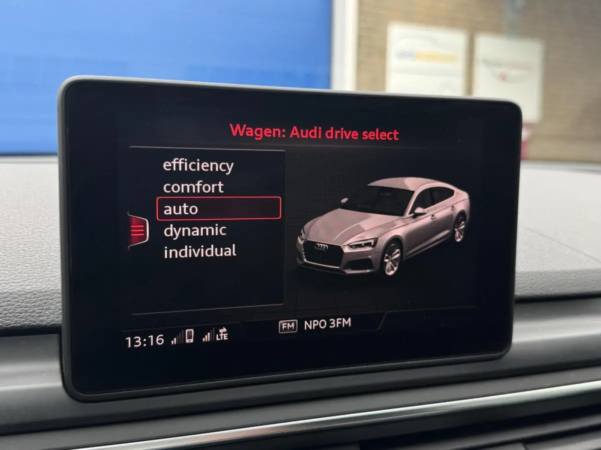 2.0 TFSI MHEV Sport S-line Edition