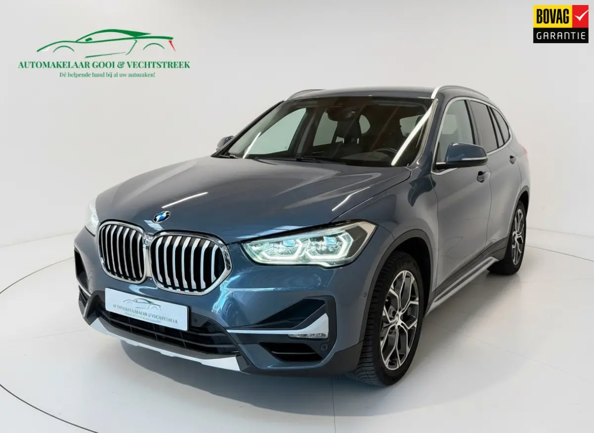 XDrive25e X-line - Trekhaak - Camera - Stoelverwarming